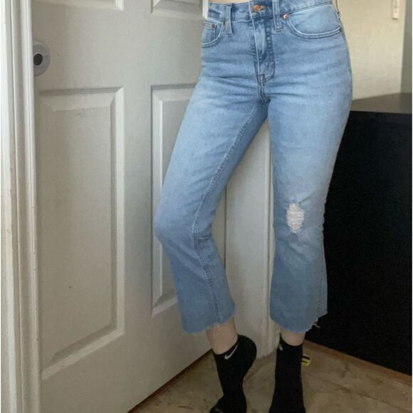 J. Crew Demi Boot Crop Jeans Size 27 Light Wash - Picture 3 of 4